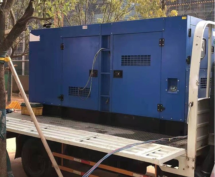 吴川柴油发电机组空气滤清器多久更换一次？